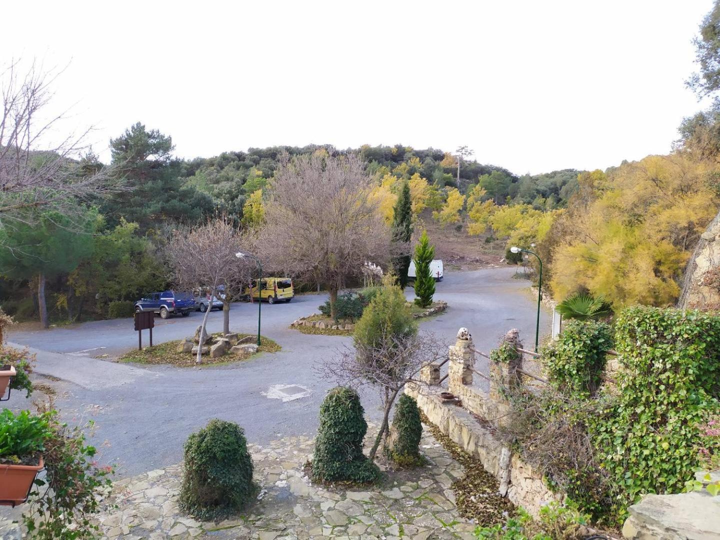 Camping Casa Fausto Cerca De Dinopolis Formiche Alto Oda fotoğraf