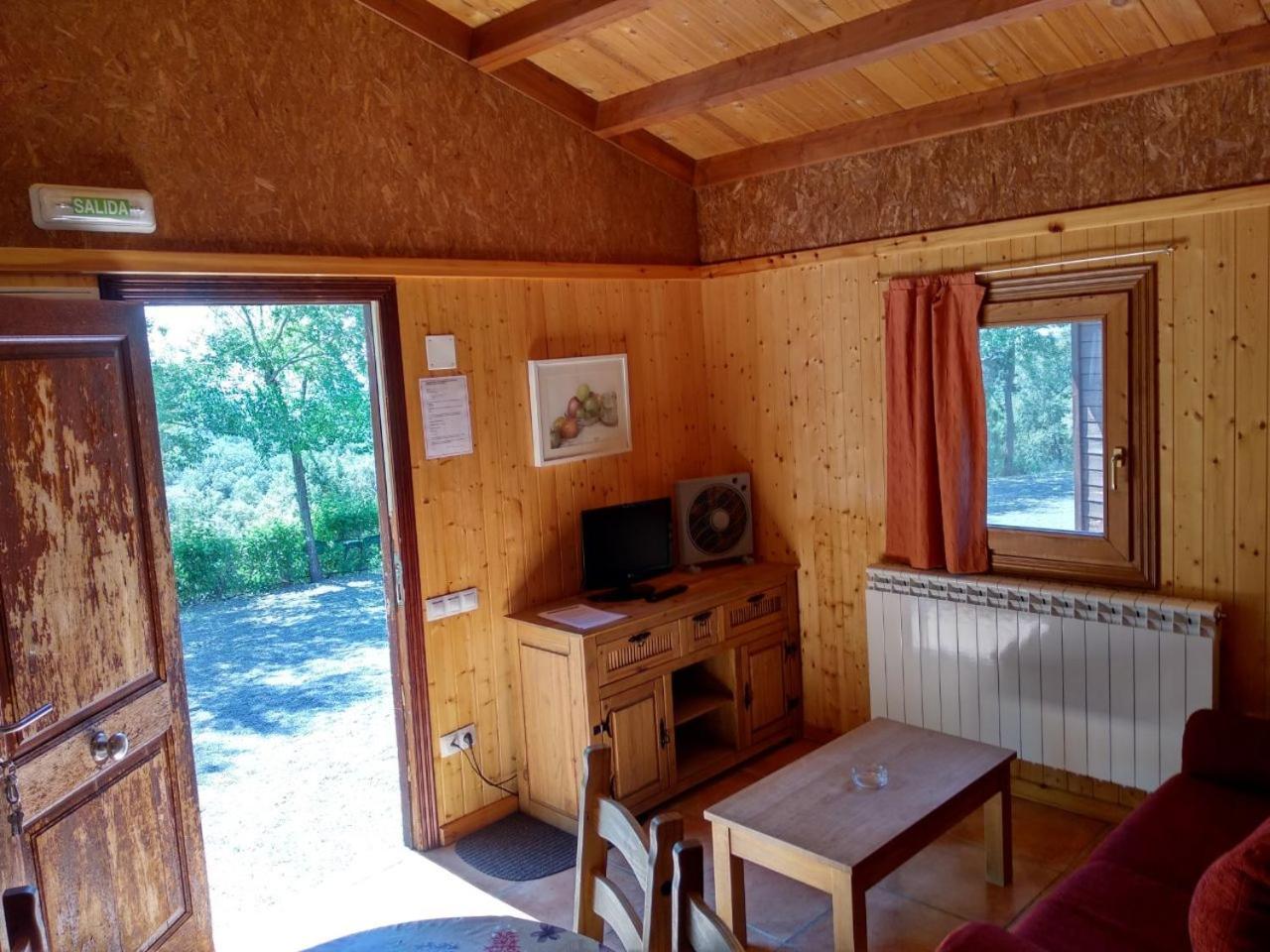 Camping Casa Fausto Cerca De Dinopolis Formiche Alto Dış mekan fotoğraf